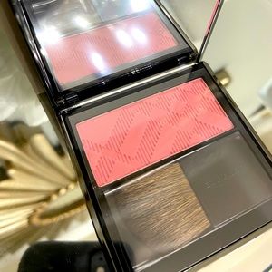 Burberry blush kit